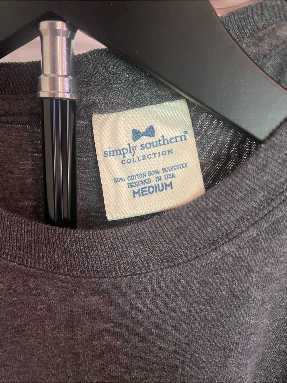 Simply Southern Womens Charcoal Gray Logo Crewneck Tee - Picture 3 of 3
